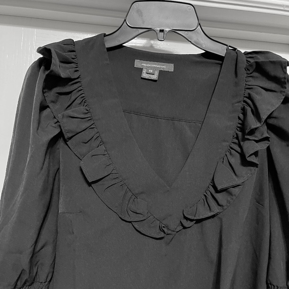 French Connection Crepe Ruffle Blouse NEW - Picture 2 of 10